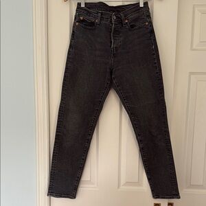 Levi’s Women's Dark Grey Denim Jeans 26